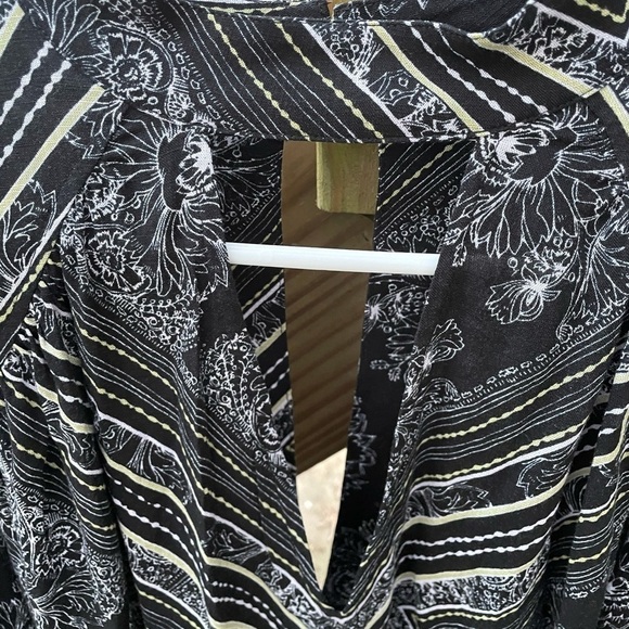 Free People Walking on a Dream Tunic Blouse - Picture 8 of 10